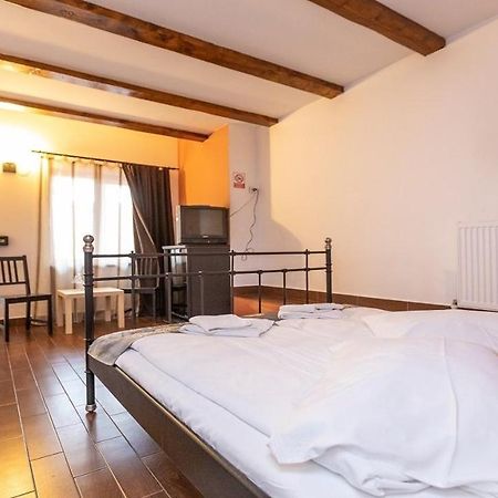Pensiunea Pianino Brasov Bagian luar foto