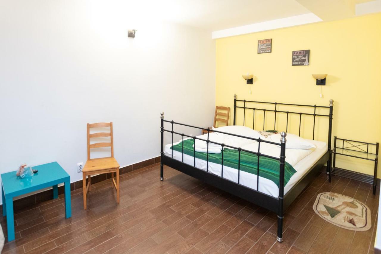 Pensiunea Pianino Brasov Bagian luar foto