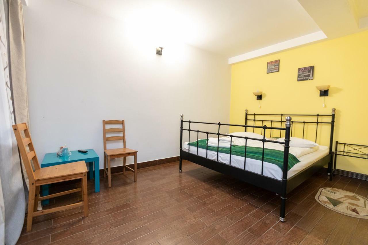 Pensiunea Pianino Brasov Bagian luar foto