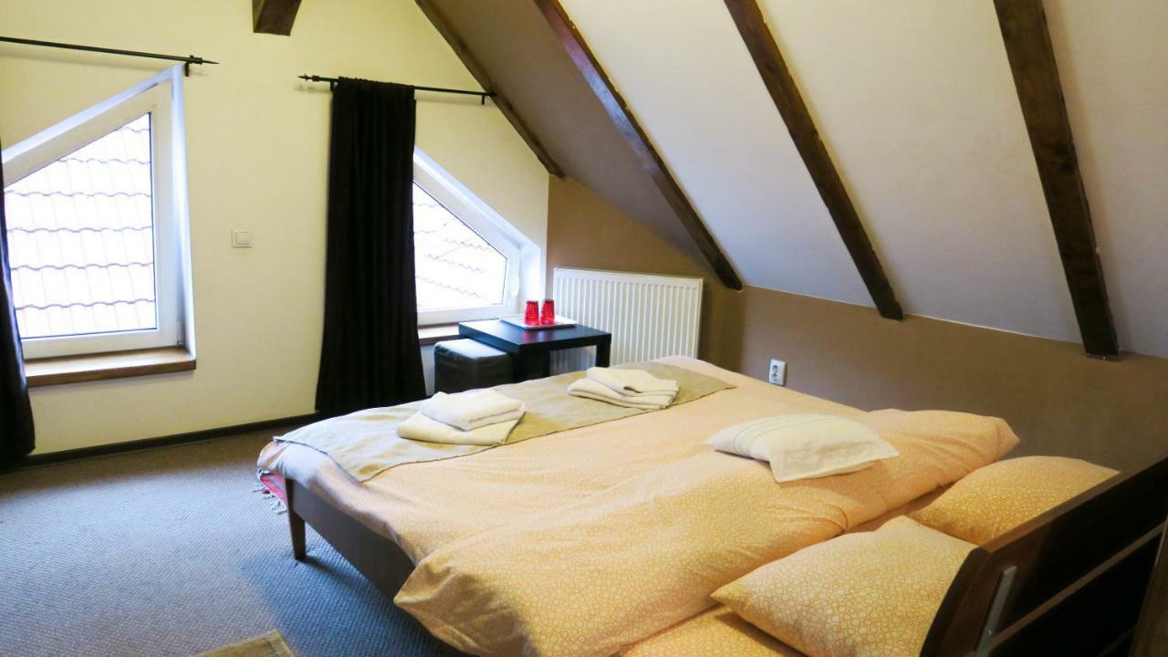 Pensiunea Pianino Brasov Bagian luar foto