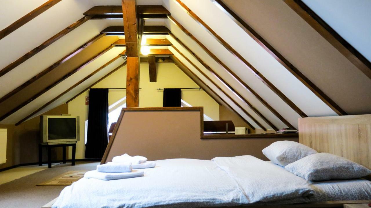 Pensiunea Pianino Brasov Bagian luar foto