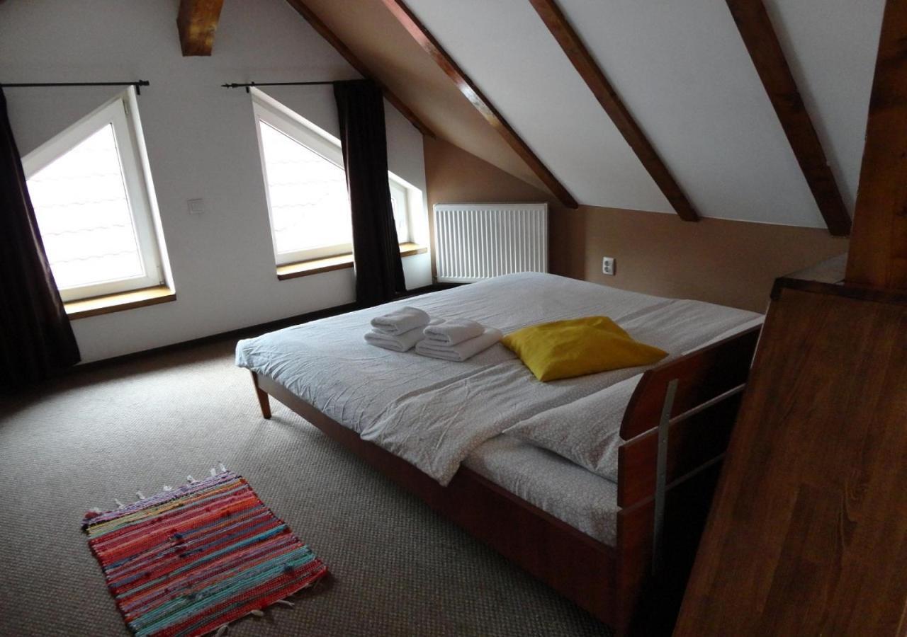 Pensiunea Pianino Brasov Bagian luar foto